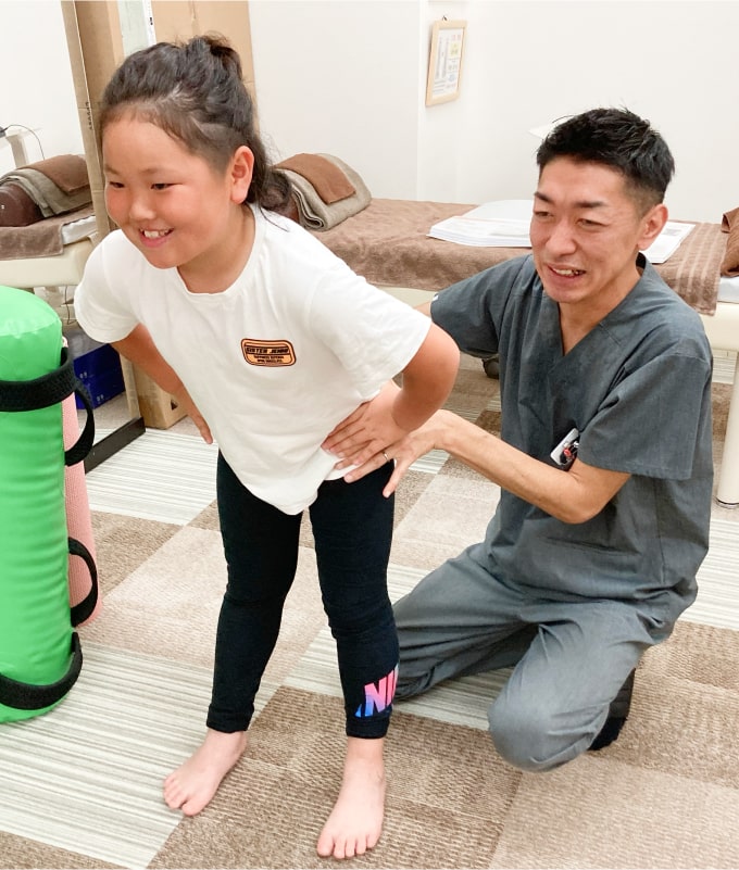 パーソナルトレーニング、運動指導、スポーツの技術指導の様子